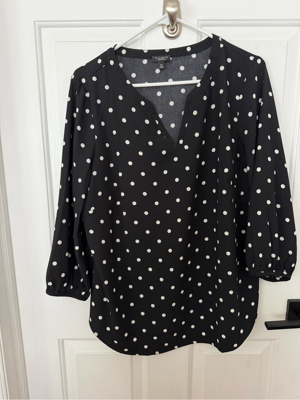 Talbots Black and White Polka Dot V-Neck Blouse Size 1XP